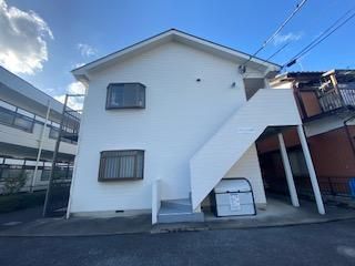 【建物外観】　武蔵浦和徒歩３分のバストイレ別、駅近賃貸アパート