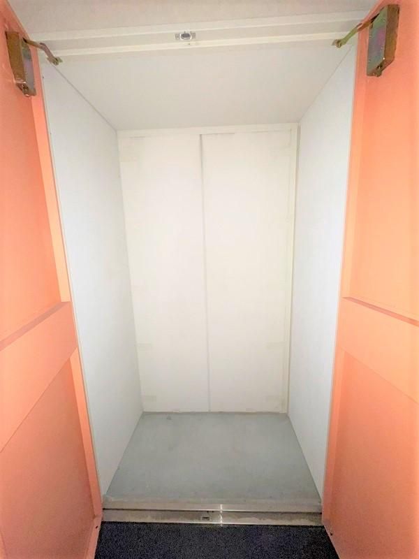 �y���[�z�@�g�����N���[���@���p�̐���A�g�C���b�g�y�[�p�[�A�x�r�[�J�[�Ȃǂ����܂��ϕ֗��ł��B