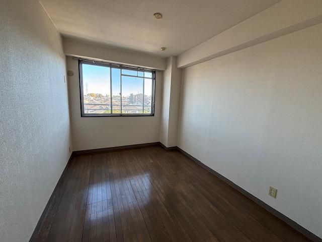 �y�Q���z�@